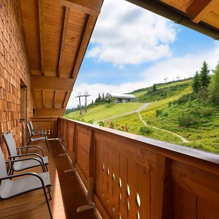 ホテルBerggasthof Latschenhof フラッハウ エクステリア 写真