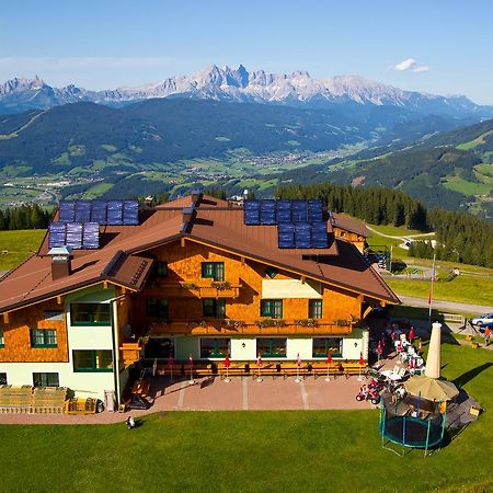 ホテルBerggasthof Latschenhof フラッハウ エクステリア 写真