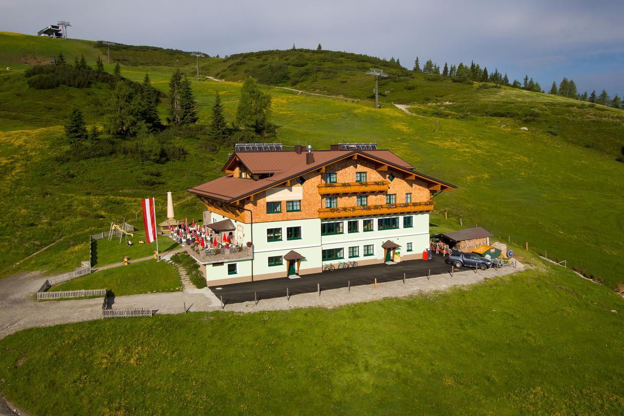 ホテルBerggasthof Latschenhof フラッハウ エクステリア 写真